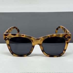 I-Sea Stevie Sunglasses some sctatches i sea